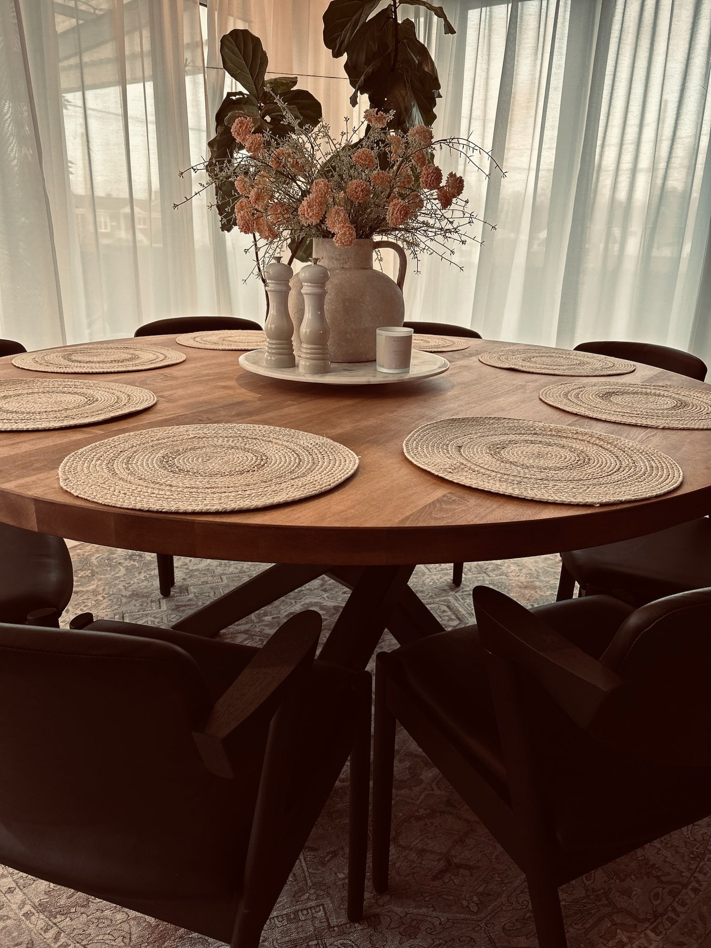La Table Ronde - Table ronde en érable faite sur mesure