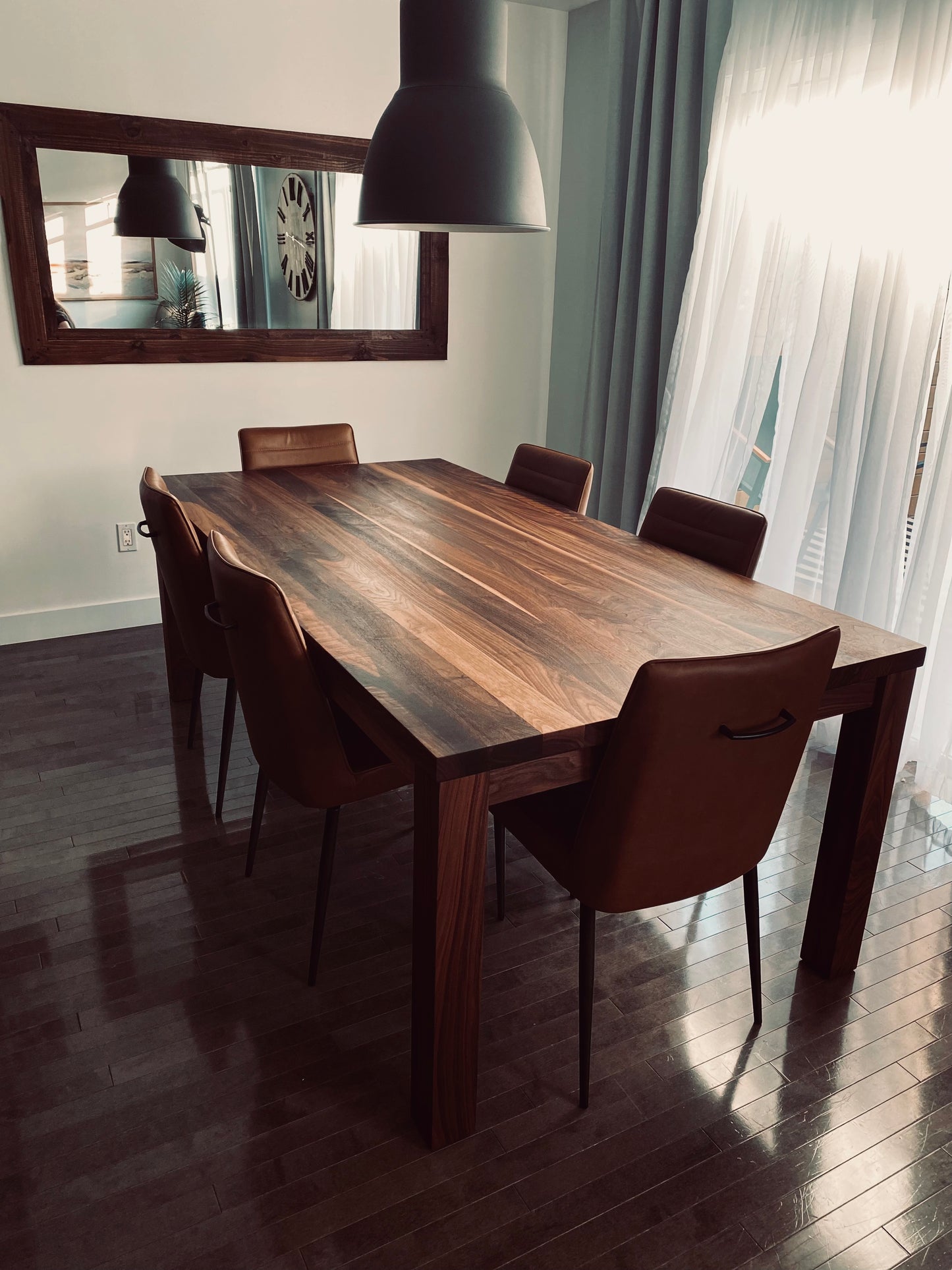 La Noyer Noir - Custom black walnut table
