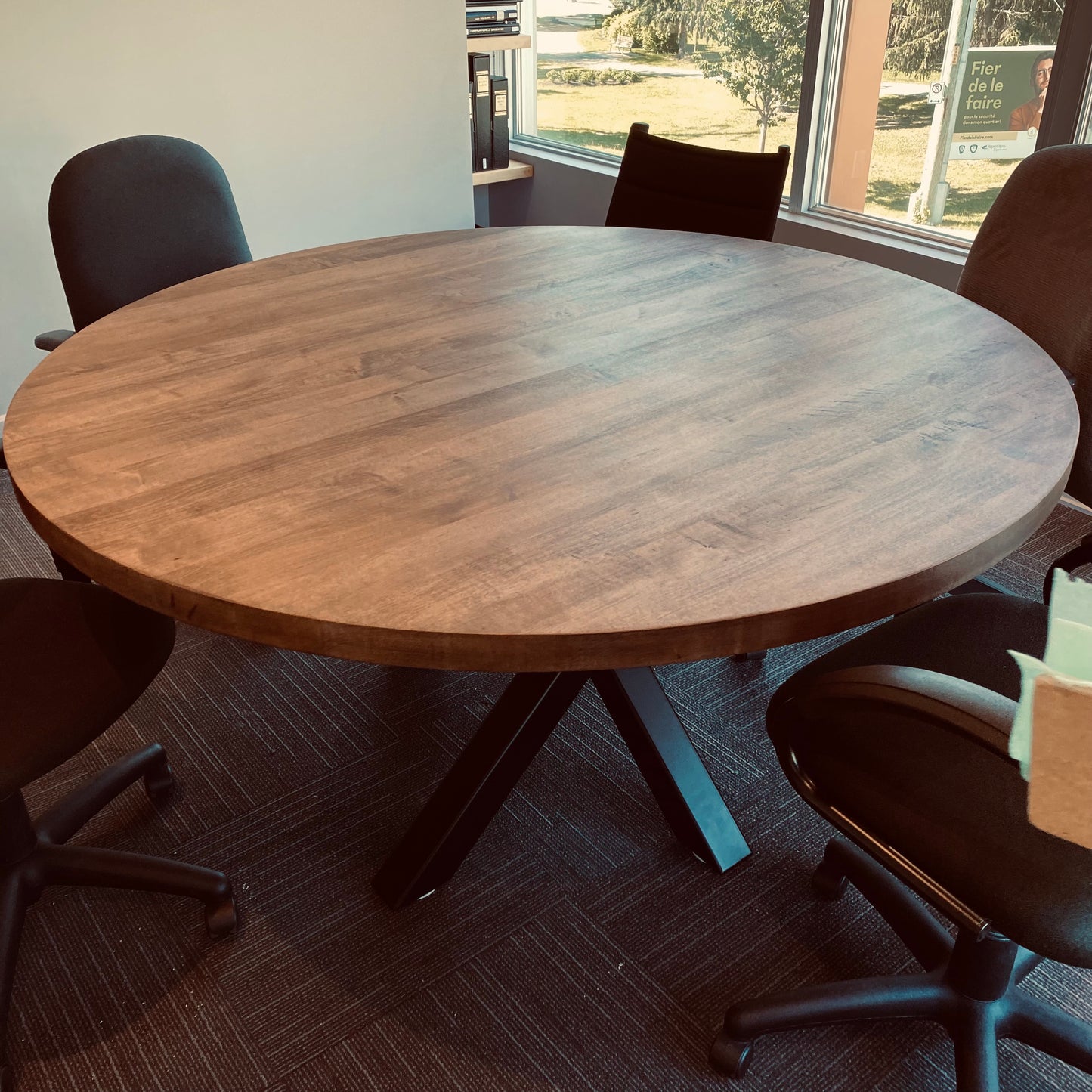 La Table Ronde - Table ronde en érable faite sur mesure