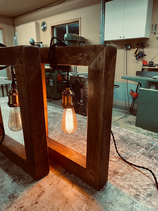 Single Square Fixture