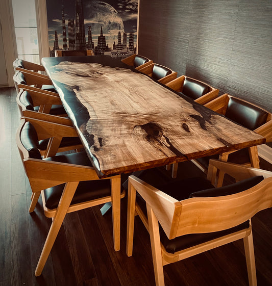 La Belle Tranche - Table made from a tree slice
