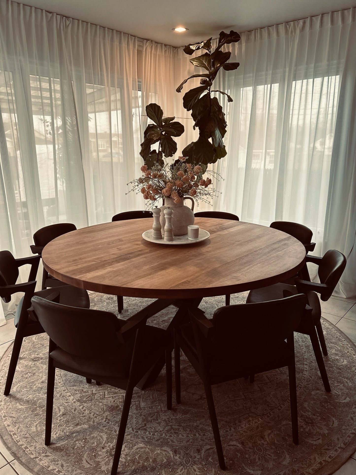 La Table Ronde - Table ronde en érable faite sur mesure