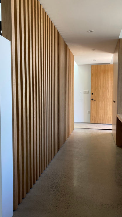 Lattes de bois verticales en bois massif (paquet de 5 lattes)