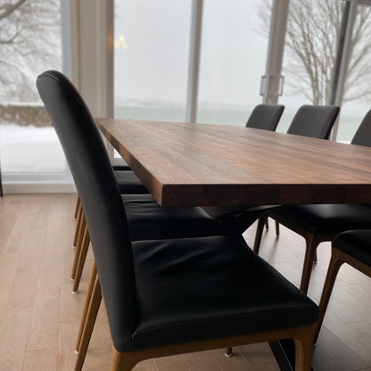 La Noyer Noir - Table en bois de noyer noir sur mesure