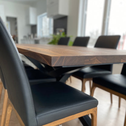 La Noyer Noir - Table en bois de noyer noir sur mesure