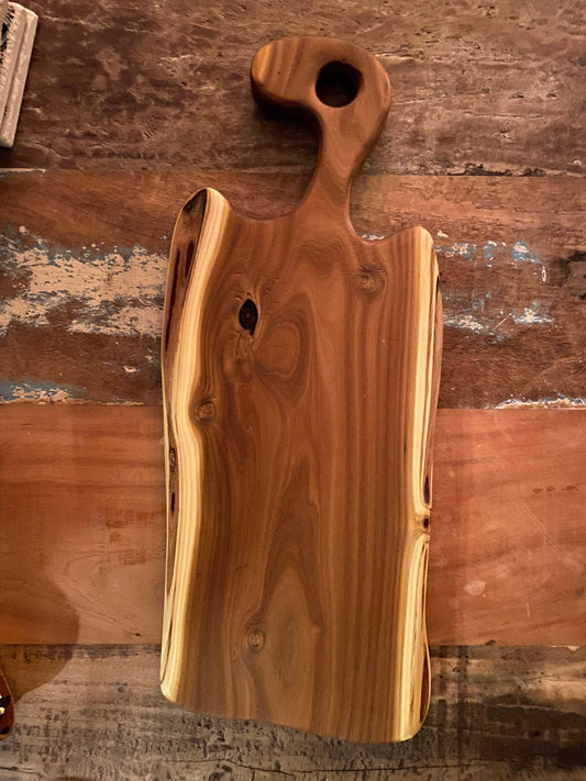 Charcuterie board made in Russian Olive from Quebec