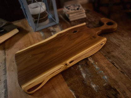 Charcuterie board made in Russian Olive from Quebec
