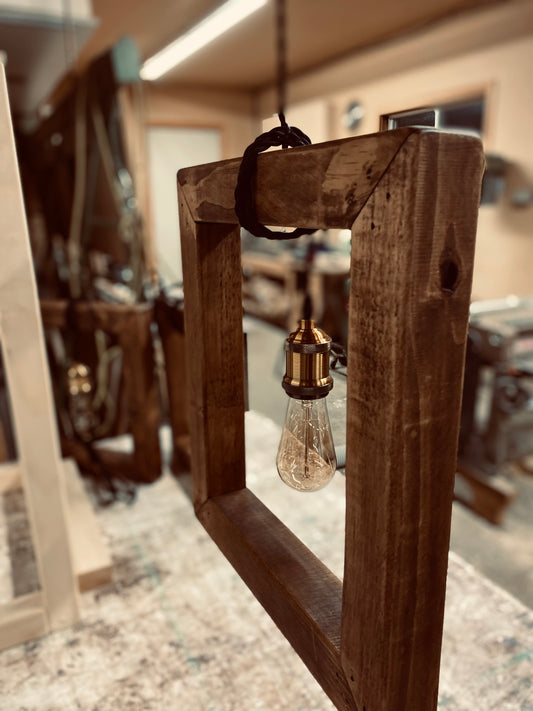 Single Square Fixture